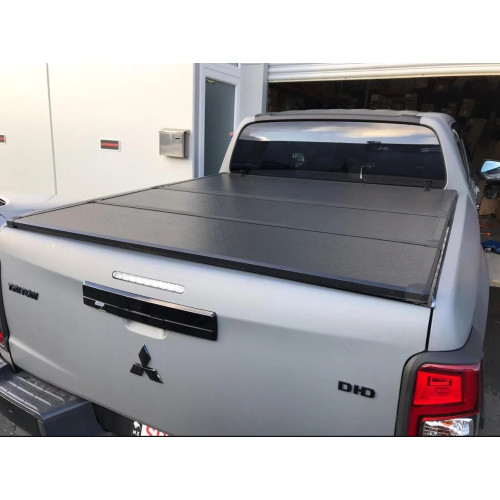 Крышка для Mitsubishi L200 2020